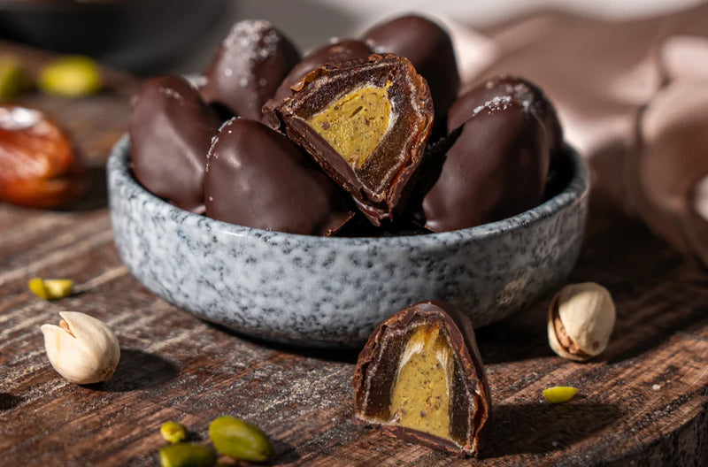 Djoon Dattelpralinen – Bomba di Pistacchio