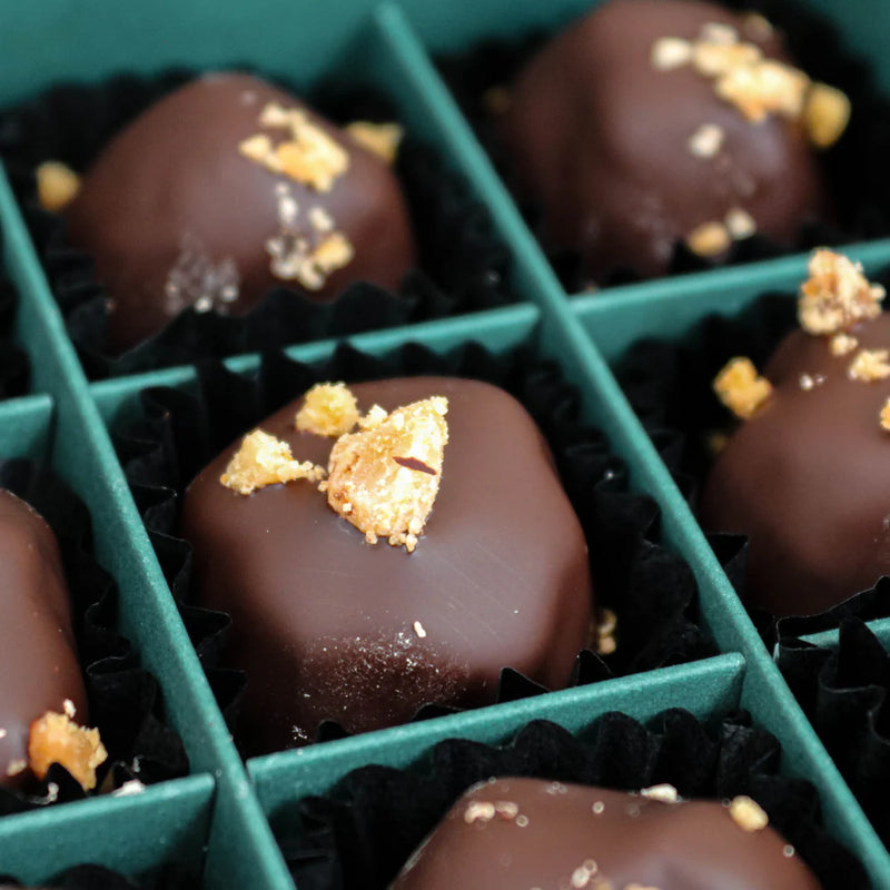 Djoon Dattelpralinen – Macadamia Mania