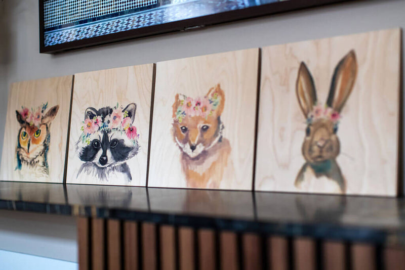 Waldwunder Kunstdrucke lehnend an der Wand alle vier zusammen